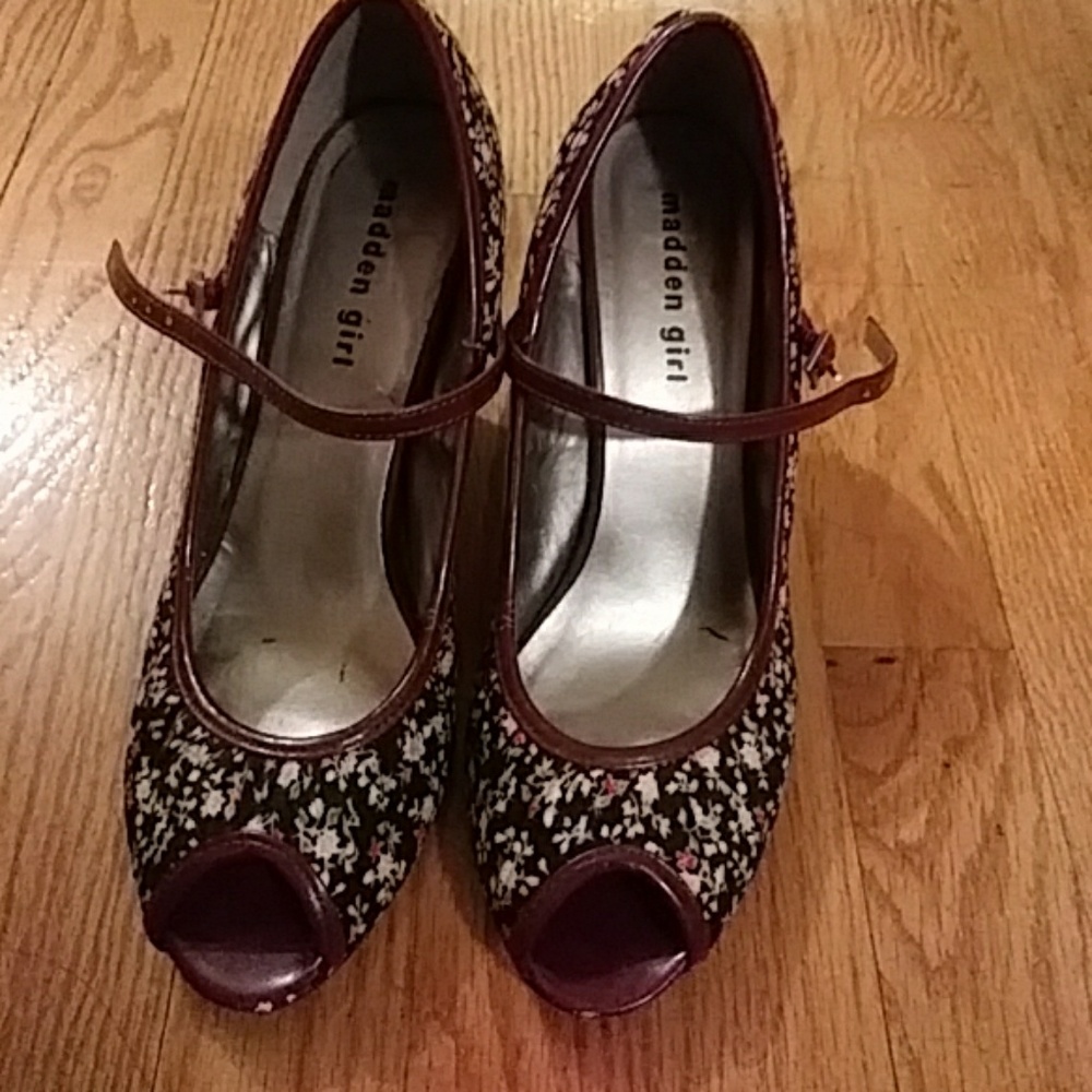 Shoes